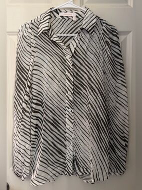 See By Chloe Lightweight Viscose/Wool Printed Button Down, Size 34 (XS-S)